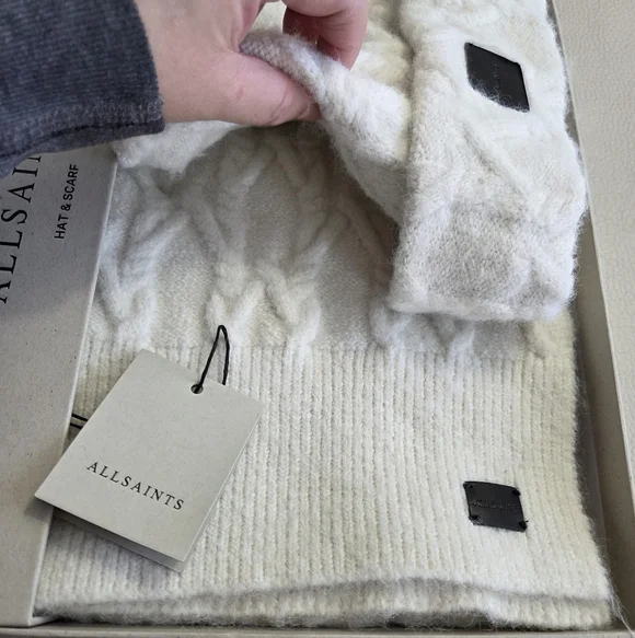 ALLSAINTS Wool Blended Cable Beanie & Scarf Gift Box - Picture 4 of 9